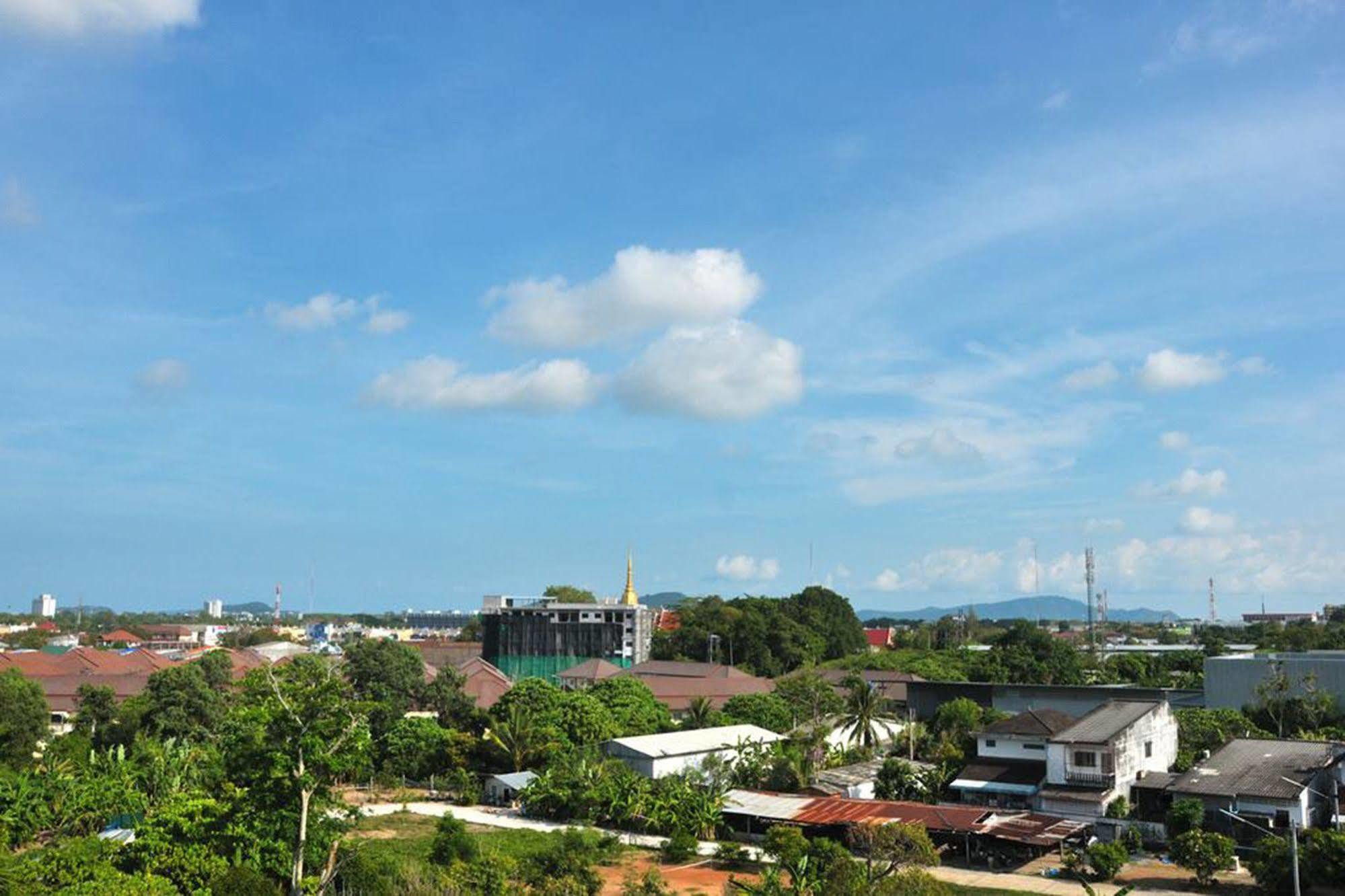 Dusit Naka Place 푸껫 외부 사진